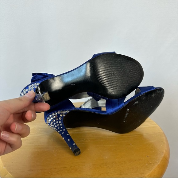 Blue Bow Bedazzled Heels - Picture 5 of 6